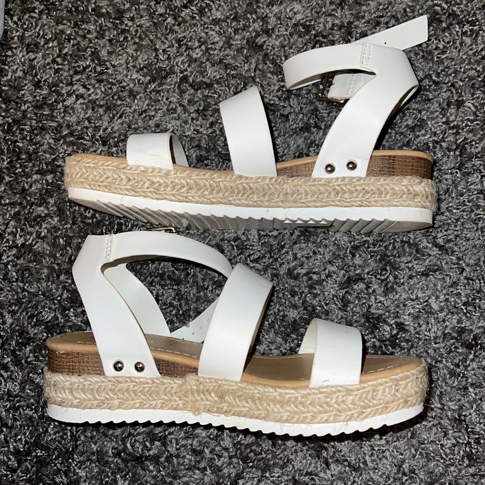 SODA sandals